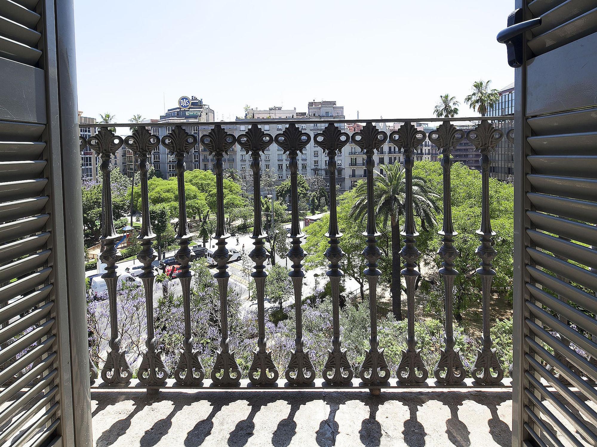 Grandom Suites Barcelone Extérieur photo