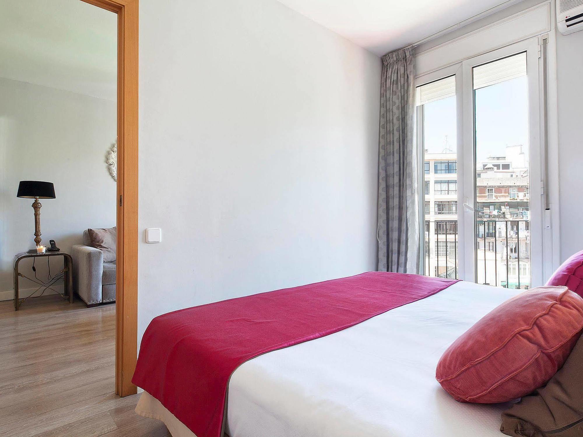 Grandom Suites Barcelone Extérieur photo